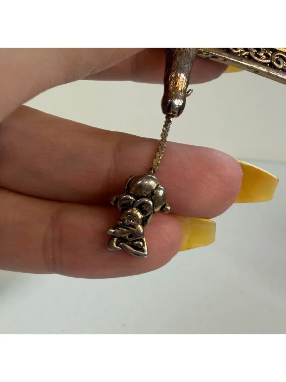 Vintage JJ Cat Lady Dangling Mouse Whimsical Brass Tone Pin Brooch Eclectic